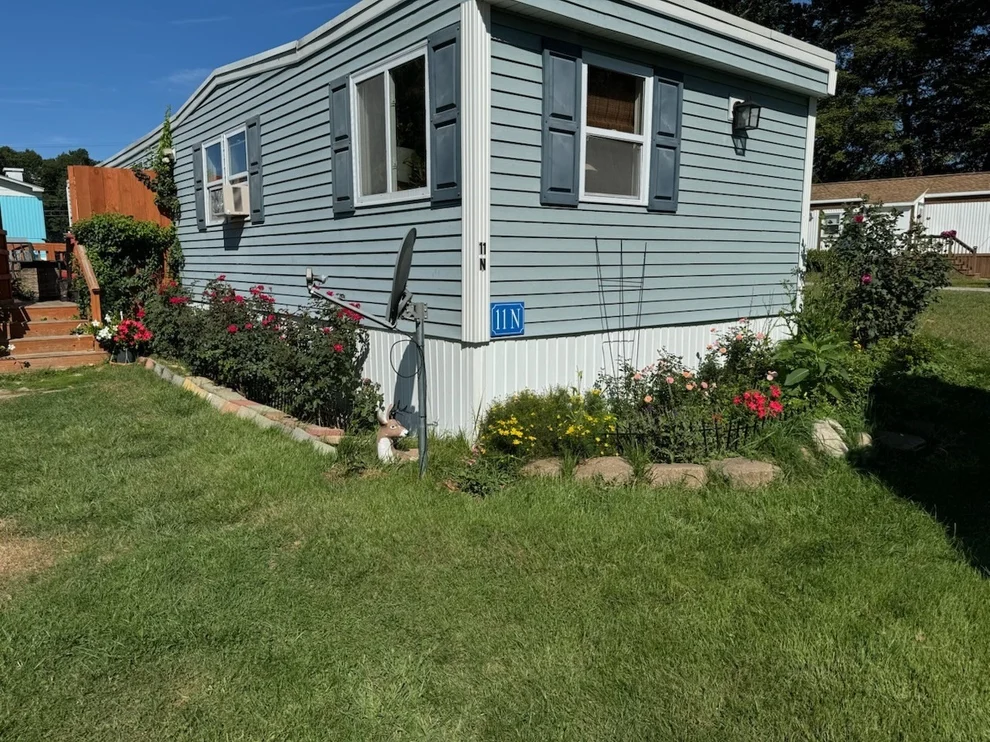 Unit for sale at 194 Lafayette Rd, Salisbury, MA 01952