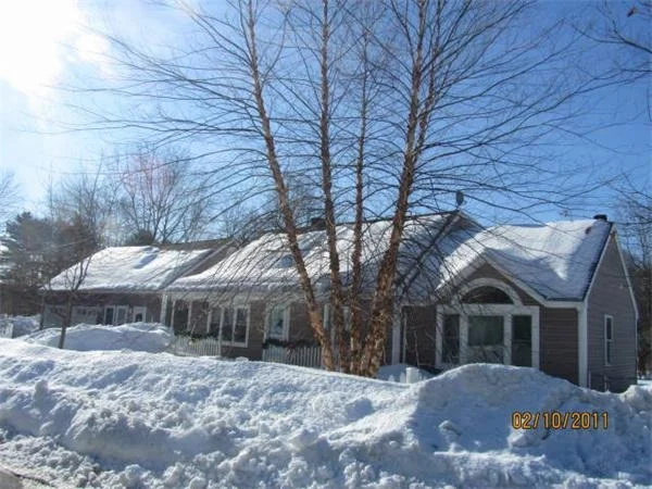 Unit for sale at 7 Paige Ln, Oxford, MA 01540