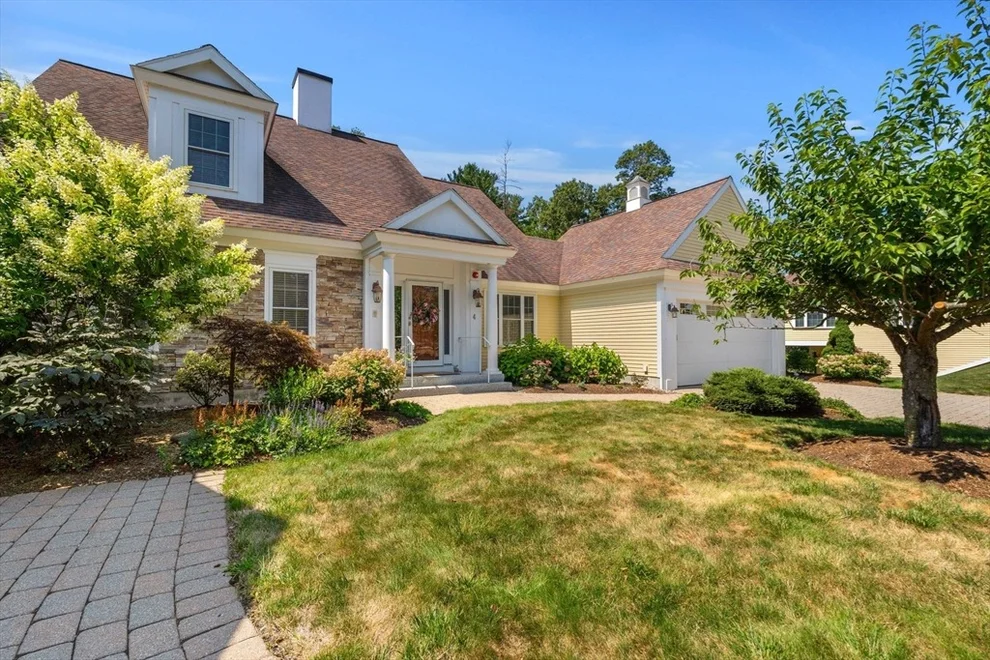 Unit for sale at 4 English Commons, Topsfield, MA 01983