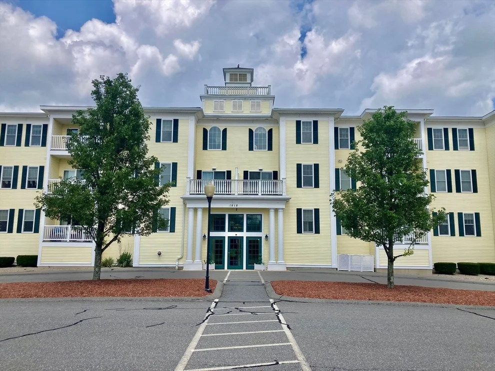 Unit for sale at 1818 Main St, Holden, MA 01522