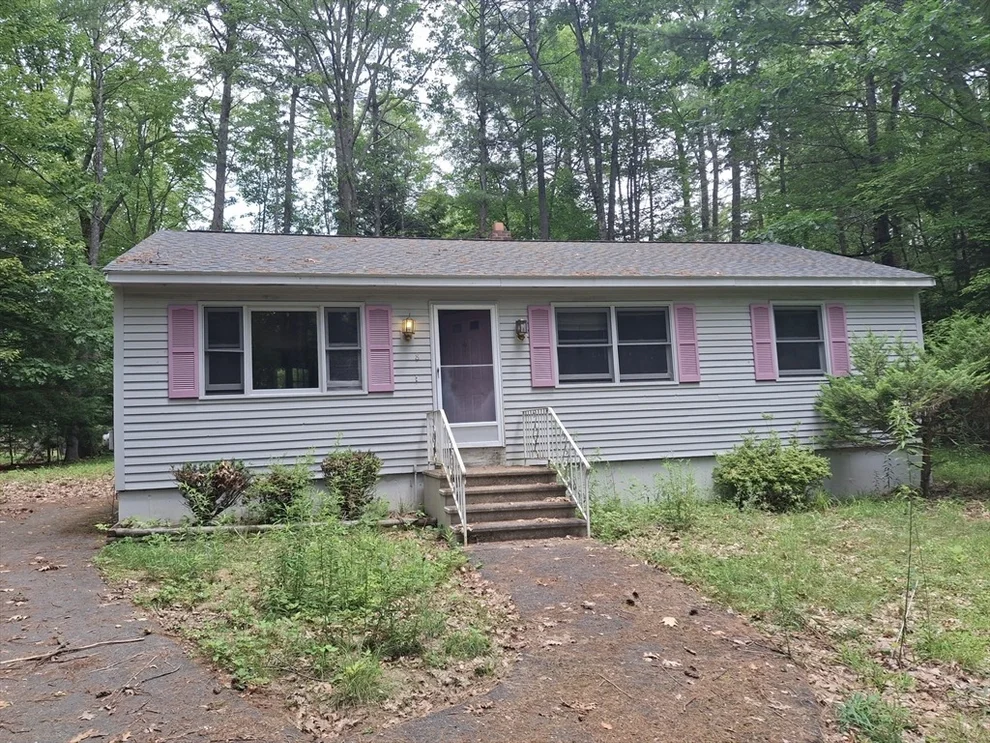 Unit for sale at 8 Laurel Dr, Ashburnham, MA 01430