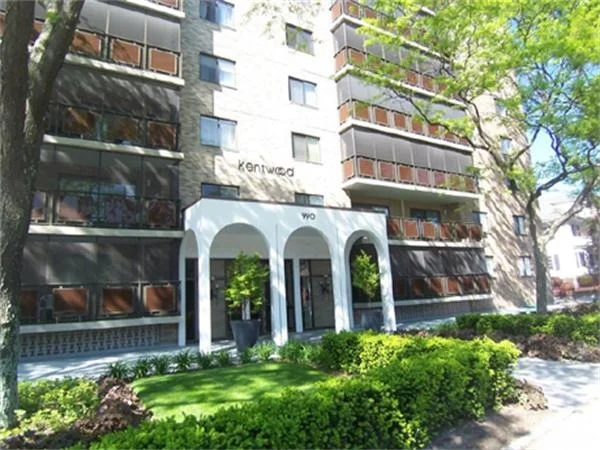 Unit for sale at 990 Massachusetts Ave, Arlington, MA 02476