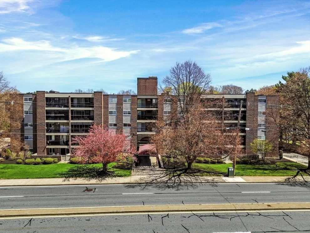 Unit for sale at 68 Main St, Stoneham, MA 02180