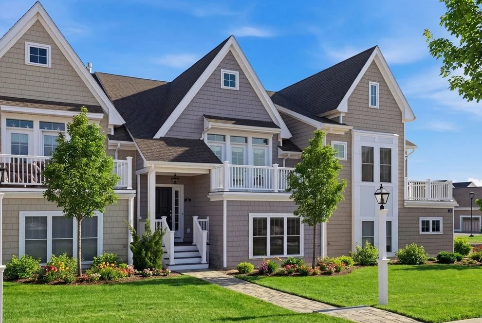 Unit for sale at 3 Daisy Ln, Plymouth, MA 02360