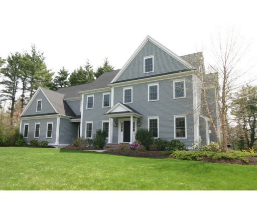 Unit for sale at 95 Millbrook Ave, Walpole, MA 02081