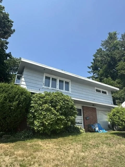 Unit for sale at 17 Mills Terrace, Nahant, MA 01908