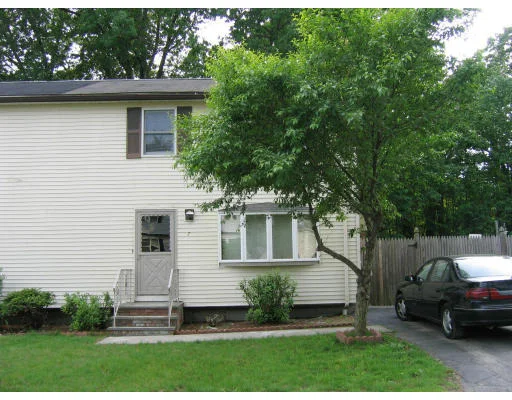 Unit for sale at 7 Waban Avenue, Worcester, MA 01604