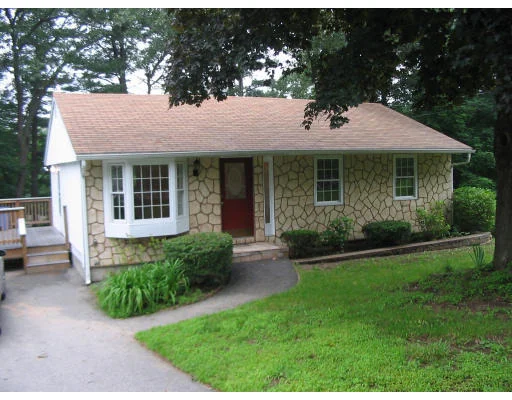 Unit for sale at 7 Larch Rd, Georgetown, MA 01833