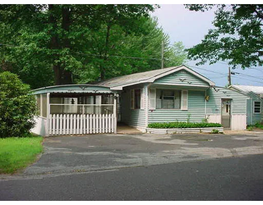 Unit for sale at 100 Rockingham Road, Derry, NH 03038