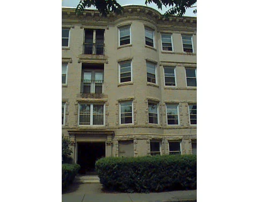 Unit for sale at 116 Pleasant, Brookline, MA 02446