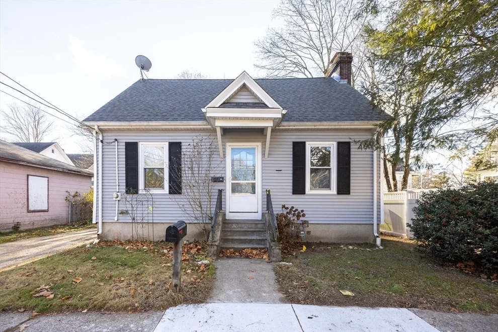 Unit for sale at 46 Oak St, Attleboro, MA 02703