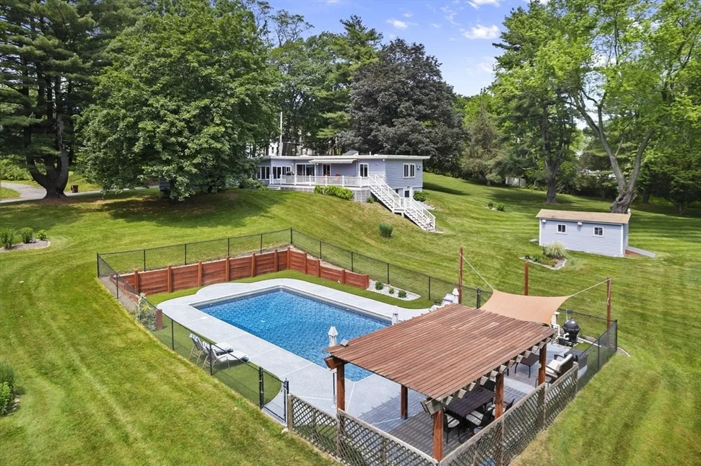 Unit for sale at 44 Locust St, Merrimac, MA 01860