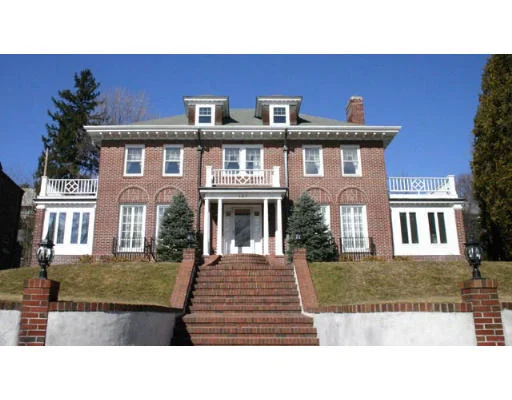 Unit for sale at 137 Commonwealth Avenue, Newton, MA 02467