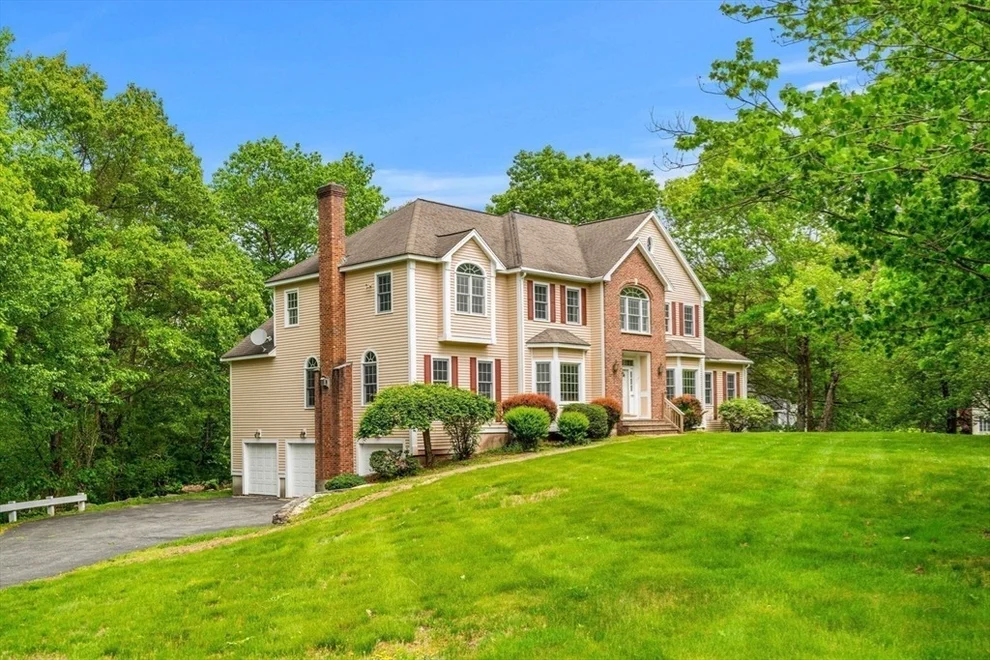 Unit for sale at 30 Sherwood Drive, North Andover, MA 01845