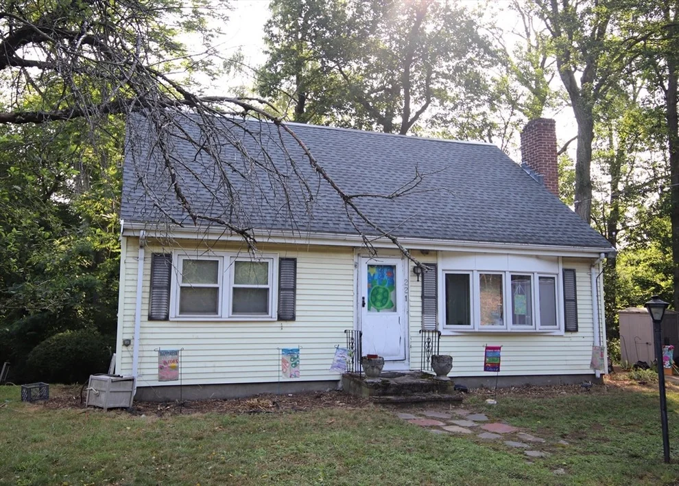 Unit for sale at 221 Main Street, Saugus, MA 01906