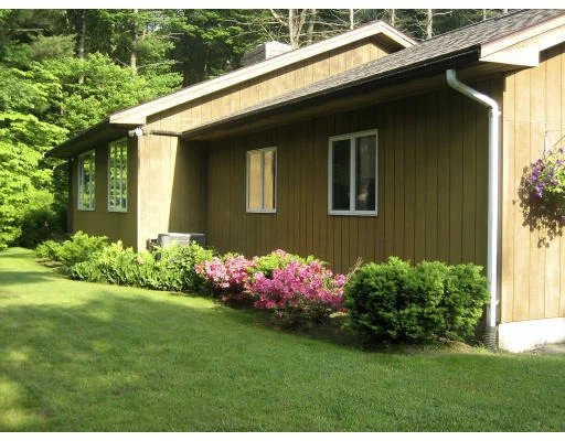 Unit for sale at 191 Brentwood Circle, North Andover, MA 01845