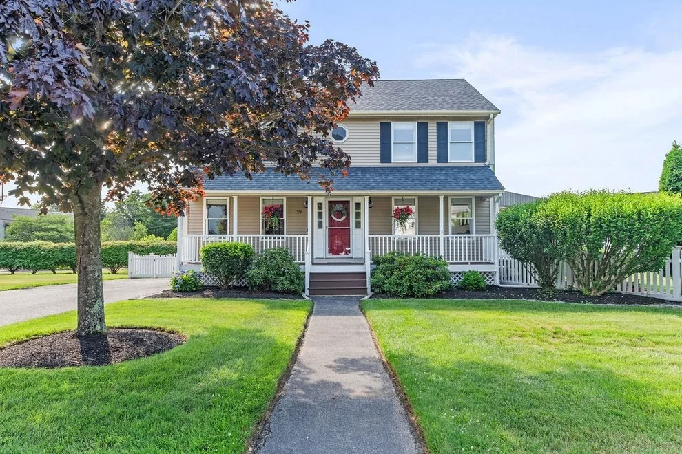 Unit for sale at 29 Wright Cir, Attleboro, MA 02703