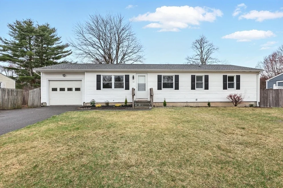 Unit for sale at 32 Cottonwood  Lane, Springfield, MA 01129