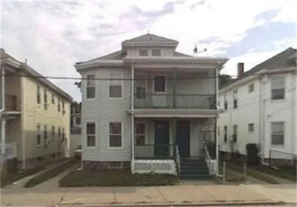 Unit for sale at 182 Western, Lynn, MA 01904