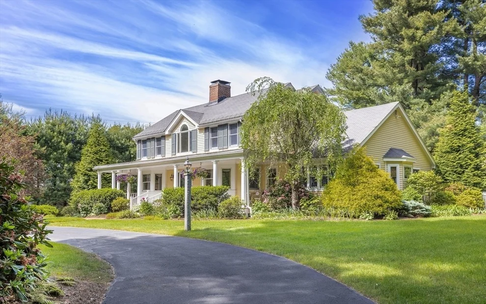 Unit for sale at 30 Pleasant St South, Natick, MA 01760