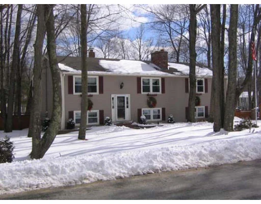 Unit for sale at 4 Lucille Avenue, Salem, NH 03079