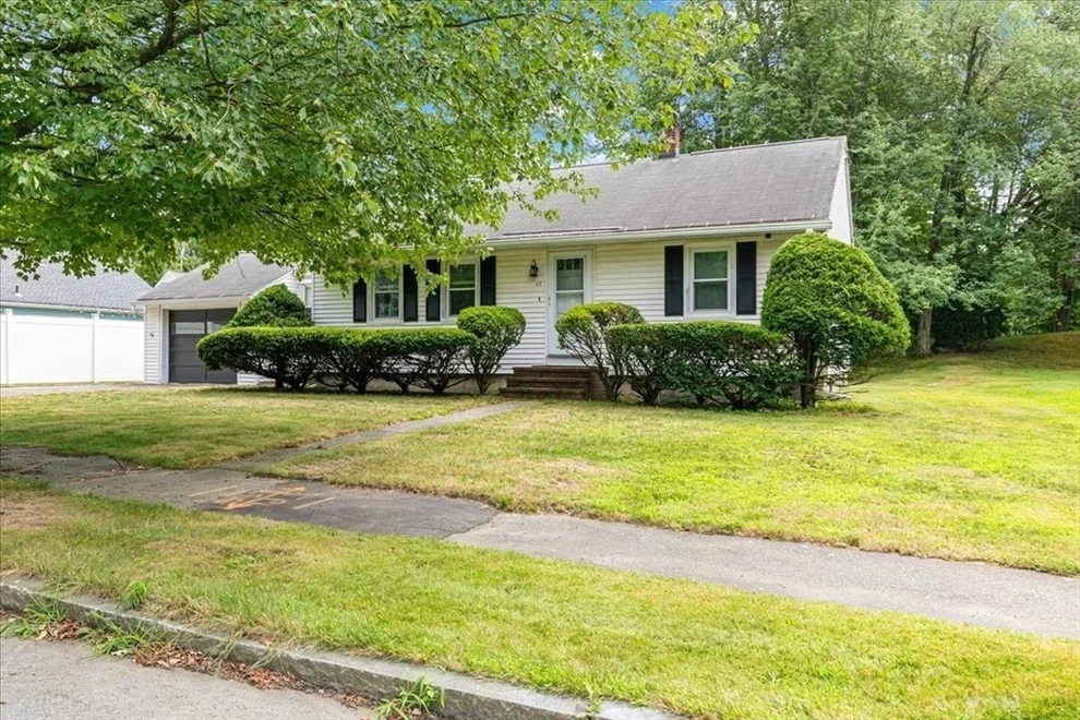 Unit for sale at 49 Nevins Rd, Methuen, MA 01844