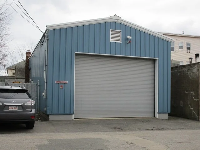 Unit for sale at 17 Meadow St, Salem, MA 01970