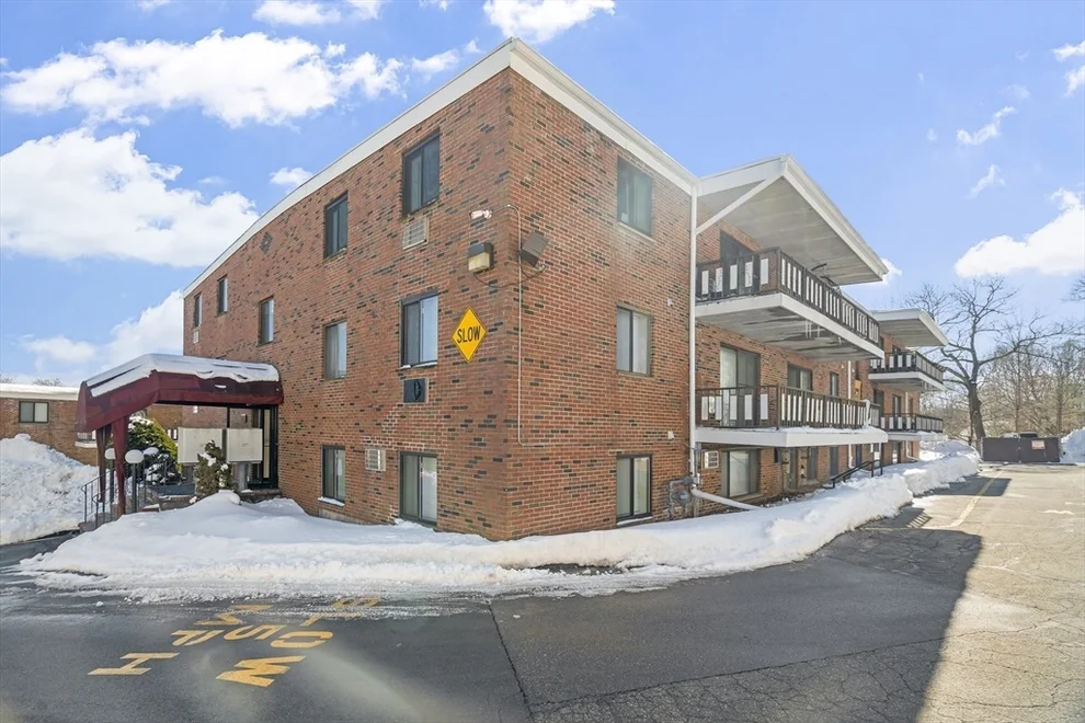 Unit for sale at 80 N. Warren Street, Woburn, MA 01801
