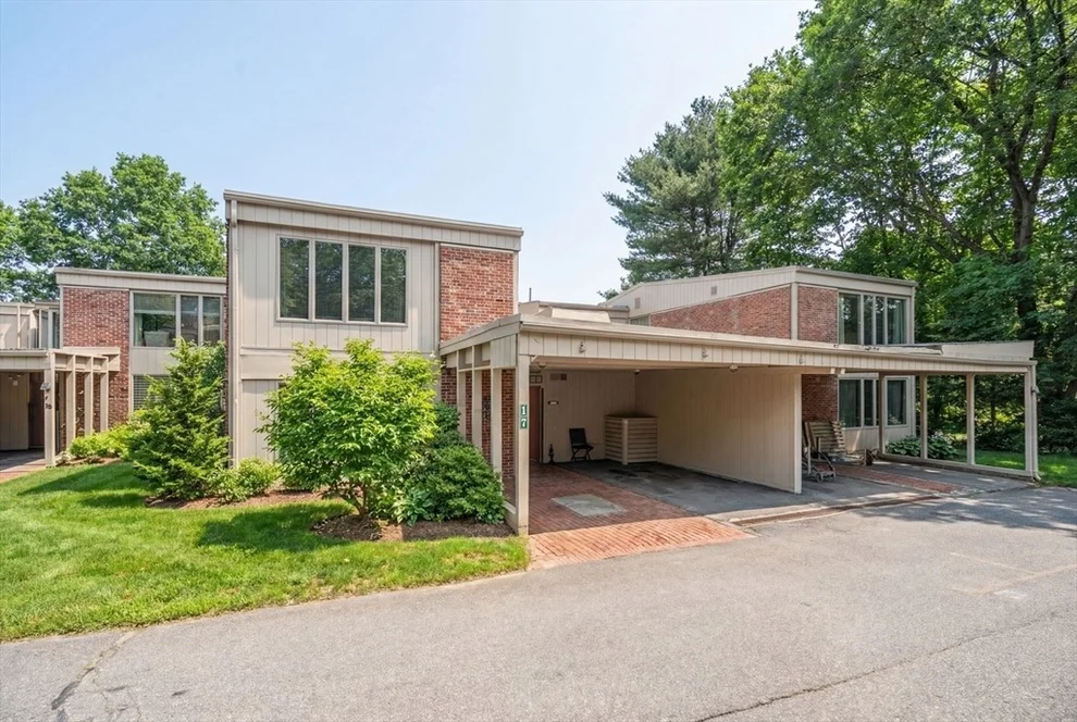 Unit for sale at 17 Fairgreen Place, Brookline, MA 02467