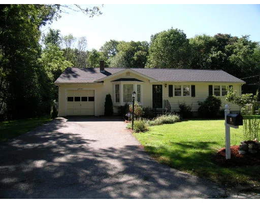 Unit for sale at 35 Draper Avenue, Westwood, MA 02090