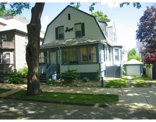 Unit for sale at 8 Franconia, Worcester, MA 01602