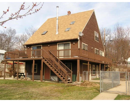 Unit for sale at 96 Edgewater Drive, Blackstone, MA 01504
