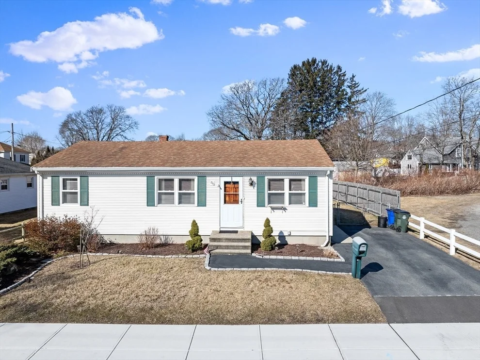 Unit for sale at 820 Oak Grove Ave, Fall River, MA 02720