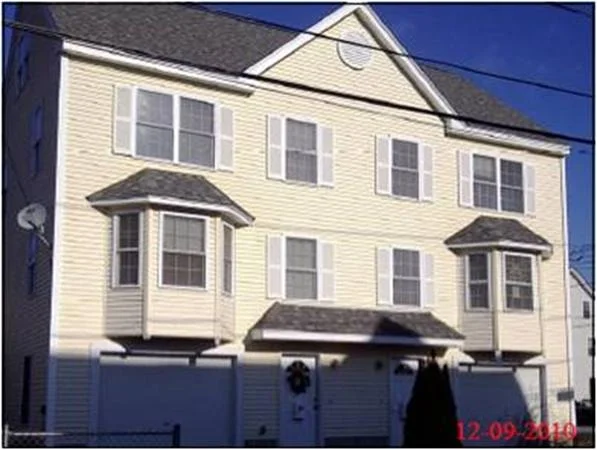 Unit for sale at 5 Bromfield St, Lawrence, MA 01841