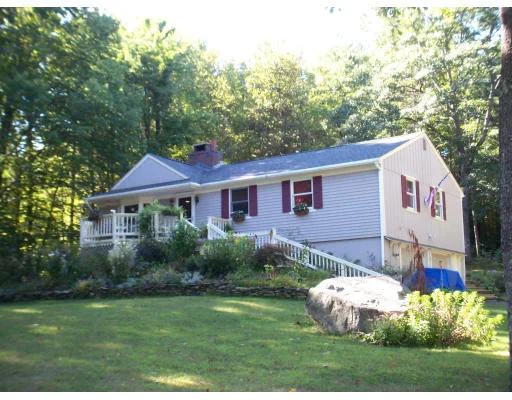 Unit for sale at 6 Hemlock Road, Kensington, NH 03833