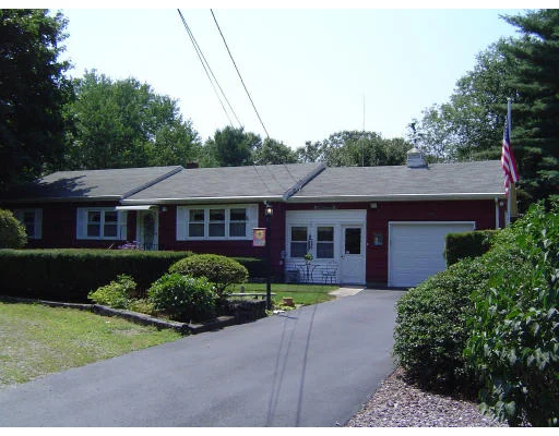 Unit for sale at 546 School St, Northbridge, MA 01534