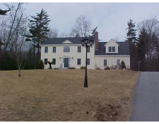 Unit for sale at 25 Longmeadow Rd, Uxbridge, MA 01569