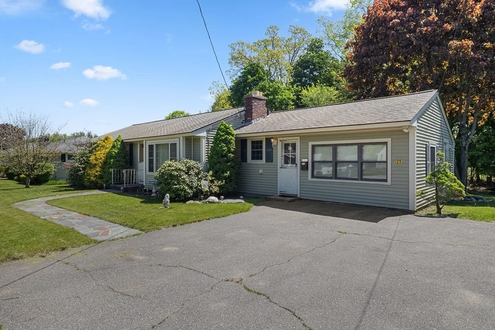 Unit for sale at 25 Kings Mountain Dr, West Boylston, MA 01583