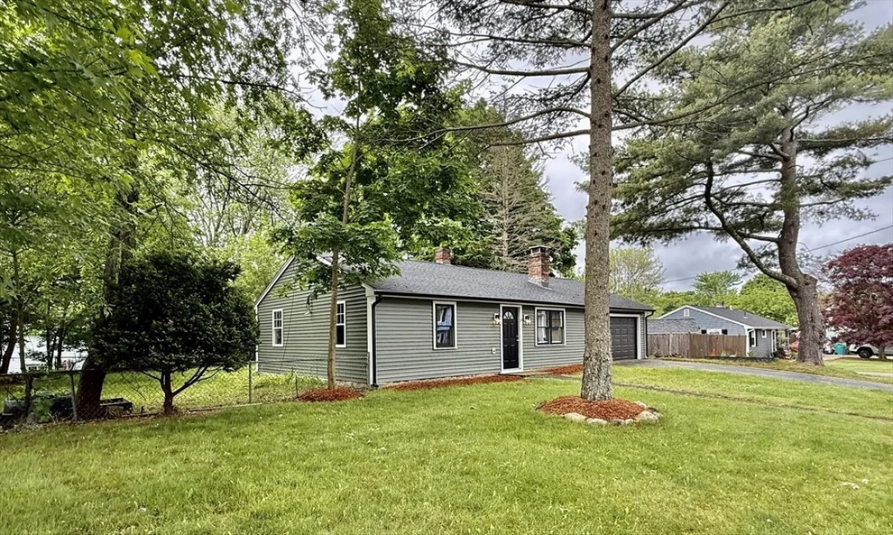 Unit for sale at 14 Susan Drive, Billerica, MA 01821