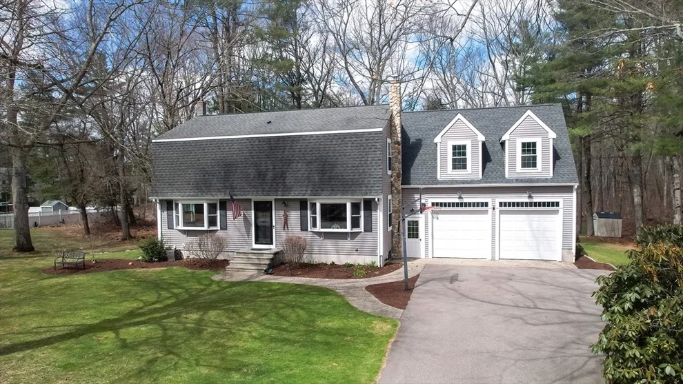 Unit for sale at 9 Pine St, Franklin, MA 02038