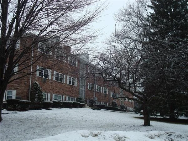 Unit for sale at 98 Edgelawn Avenue, North Andover, MA 01845