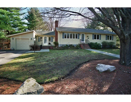 Unit for sale at 5 Jonathan Lane, Bedford, MA 01730