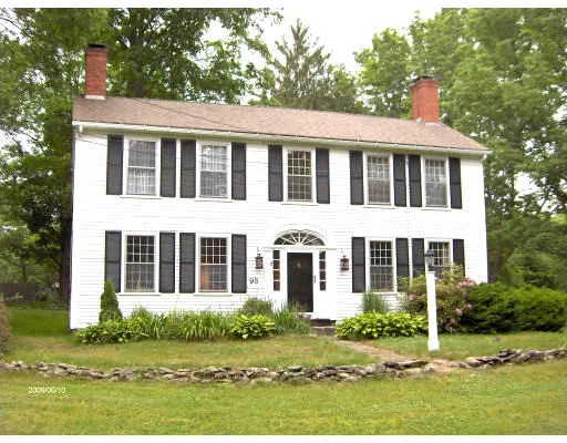 Unit for sale at 93 Torrey Rd, Southbridge, MA 01550