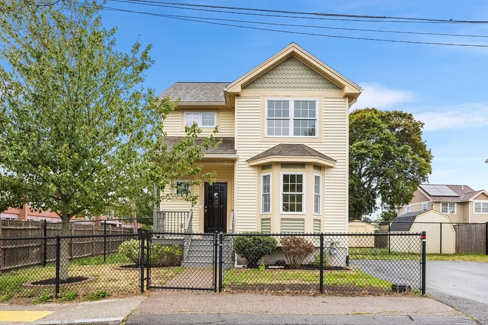 Unit for sale at 15 Orange Ct, Lynn, MA 01902