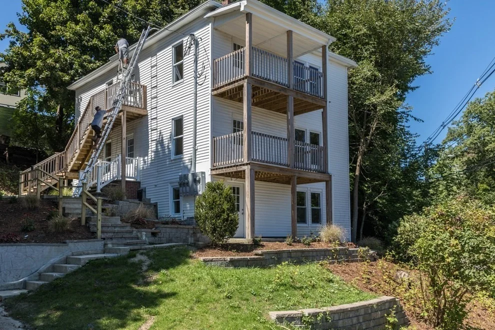 Unit for sale at 120 Grant Street, Gardner, MA 01440