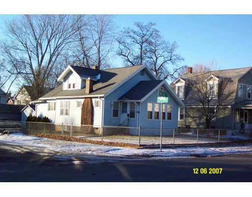 Unit for sale at 26 Dwight Rd, Springfield, MA 01108