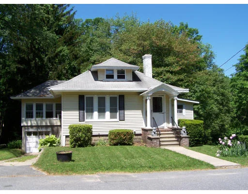 Unit for sale at 16 Woodsome Ave, Leominster, MA 01453