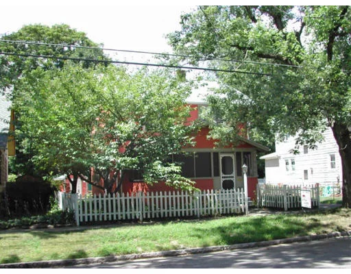 Unit for sale at 38 Manchester Terrace, Springfield, MA 01108