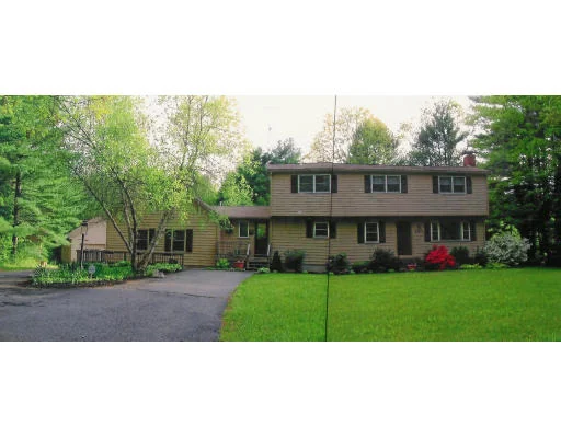 Unit for sale at 202 Franklin St, Halifax, MA 02338