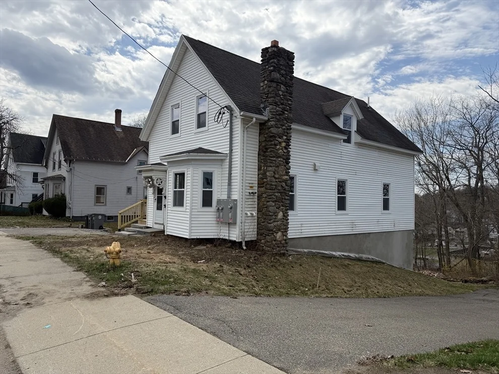 Unit for sale at 257 Pine Street, Gardner, MA 01440